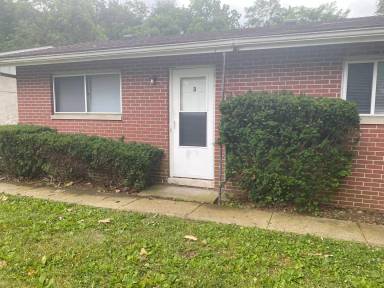 Main picture of 2190 Lancaster Newark Rd NE