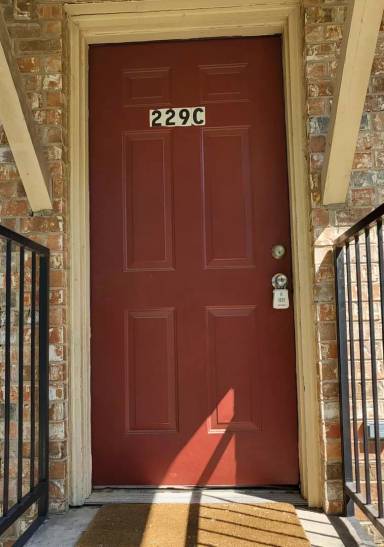 Main picture of 229 Kerby St