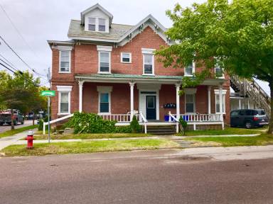Main picture of 4 Loomis St - 6