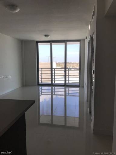 Main picture of Midtown Doral