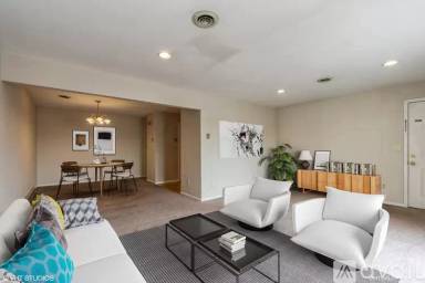Main picture of 500 Riverside Ave