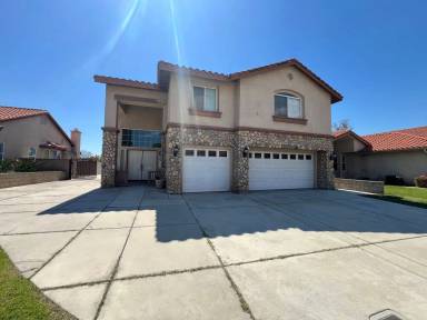 Main picture of 15929 Katherine St