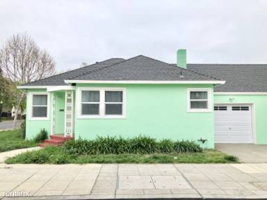 Main picture of 940 Seymour St