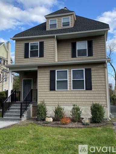 Main picture of 49 Greenwood Ave