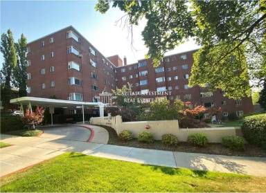 Main picture of University Heights Apartments