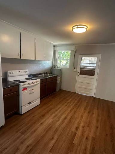 Main picture of 614 North St
