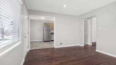 Main picture of 14758 Mulberry St