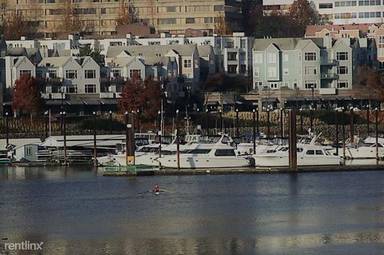 Main picture of 1630 S Harbor Way