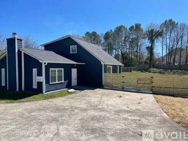 Main picture of 2904 Davis Rd