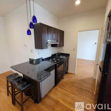 Main picture of 501 S 13th St