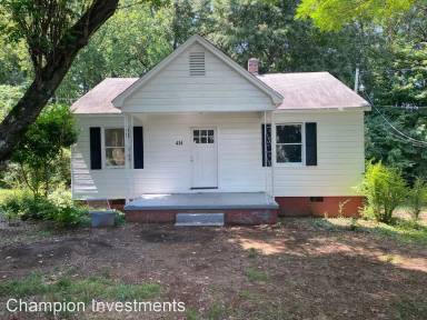 Main picture of 418 Circle Dr W
