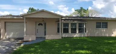 Main picture of 105 4th Jpv St