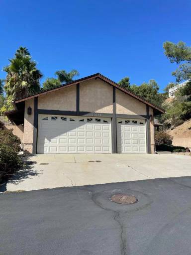 Main picture of 20693 Walnut Valley Dr