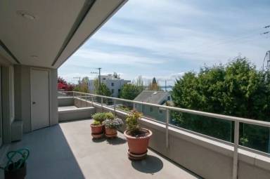 Main picture of 4457 44th Ave SW