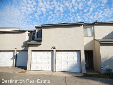 Main picture of 1309 Airport Dr