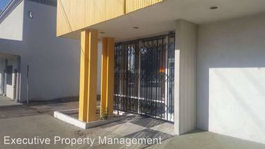 Main picture of 1218 Baker St