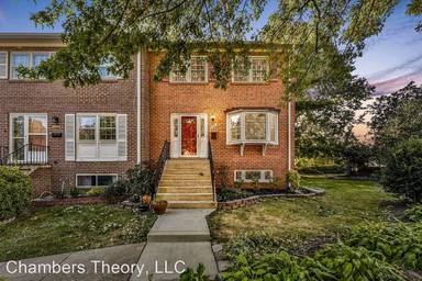 Main picture of 3331 Spring Ln