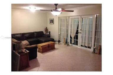 Main picture of 3301 Raleigh St