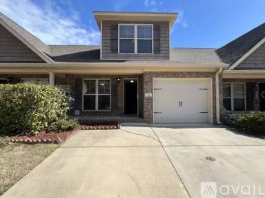 Main picture of 376 Connor Cir