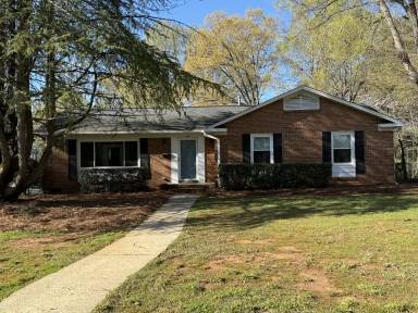 Main picture of 3801 Sulkirk Rd