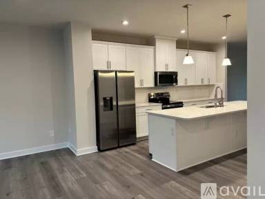 Main picture of 318 New Gallant Dr