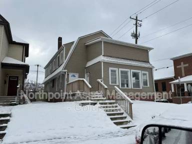 Main picture of 984 Oakwood Ave