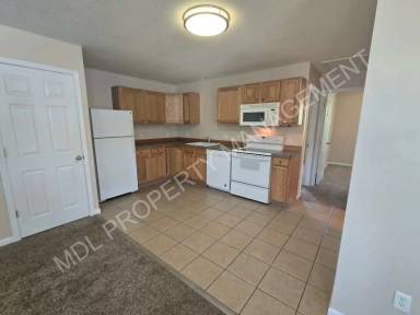 Main picture of 704 E Union St