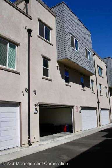 Main picture of 691 Legacy Ln
