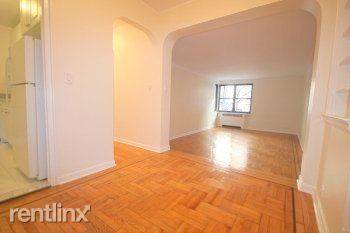 Main picture of 126 E 24th St