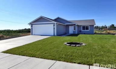 Main picture of 403 Pear Dr