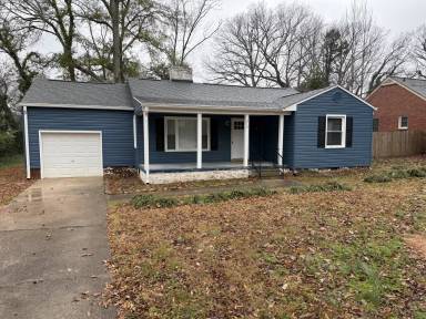 Main picture of 213 Magnolia St