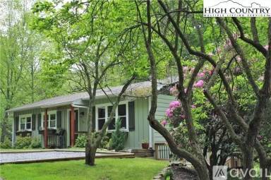 Main picture of 162 Horseshoe Dr