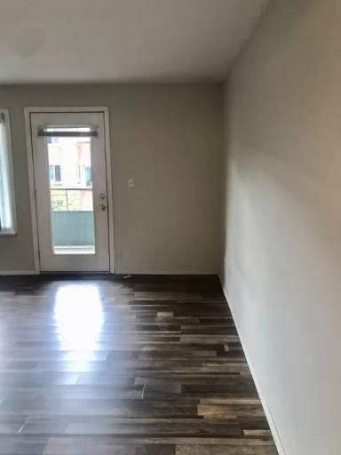 Main picture of 1215 Queen Anne Ave N