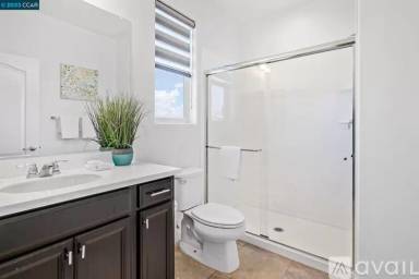 Main picture of 331 E Forsythia Way