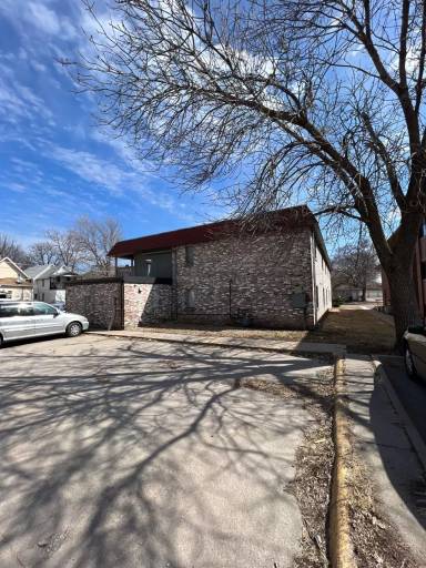 Main picture of 611 S 20th St