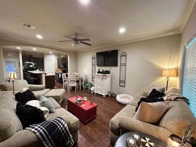 Main picture of 96 Forest Dr