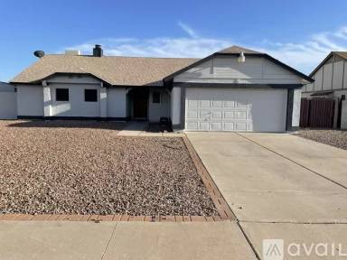 Main picture of 7101 W Shaw Butte Dr