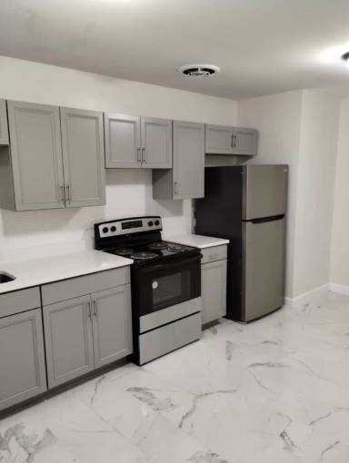 Main picture of 7140 Conant Ave
