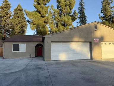 Main picture of 4141 Teal St