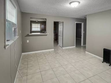 Main picture of 621 Cumberland St