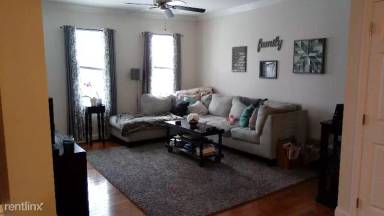 Main picture of 108 Hallock St