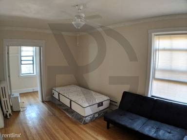 Main picture of 2237 N Bissell St