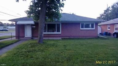 Main picture of 1107 E Kalama Ave