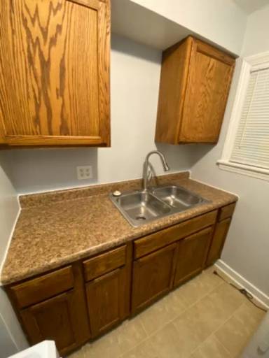 Main picture of 5031 E 17th St
