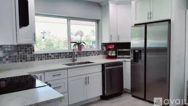 Main picture of 2241 NE 35th Ct