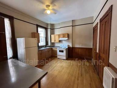 Main picture of 3 Irving St