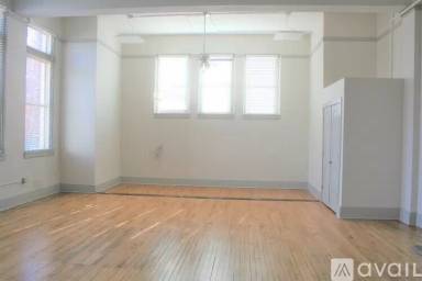 Main picture of 3101 W 7th St
