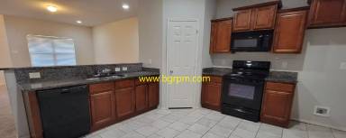 Main picture of 6733 Red Oak Ln