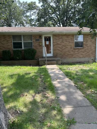 Main picture of 232 Sewell St