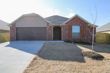Main picture of 241 S Amber Dawn Ave